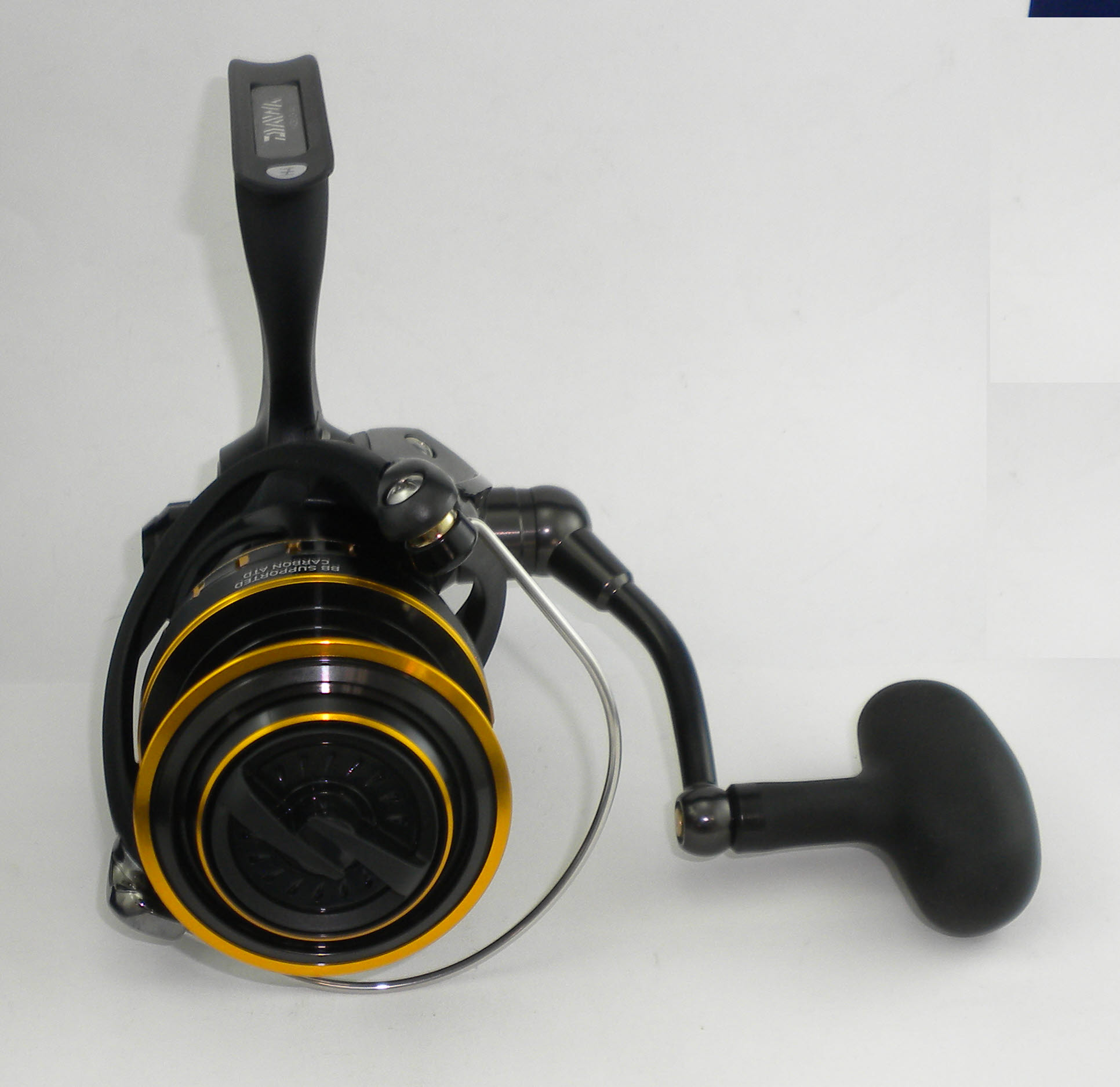 DAIWA　BG４０００H Daiwa BG4000 BG Saltwater Spinning Reel - TackleDirect