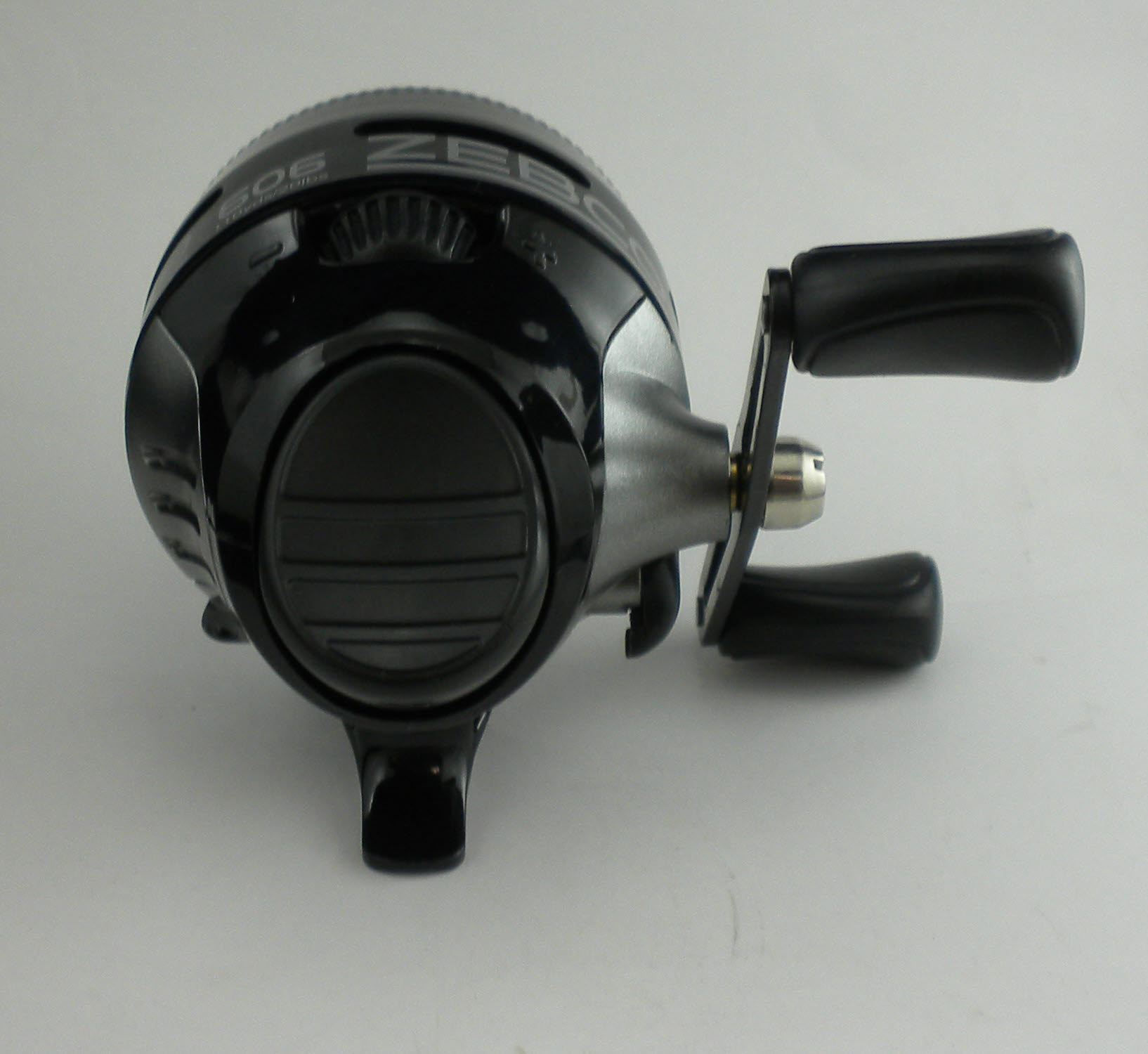 Zebco 606K MH Spincast Reel with 110 yd 20 Lb Line 2-8:1 Gear Ratio