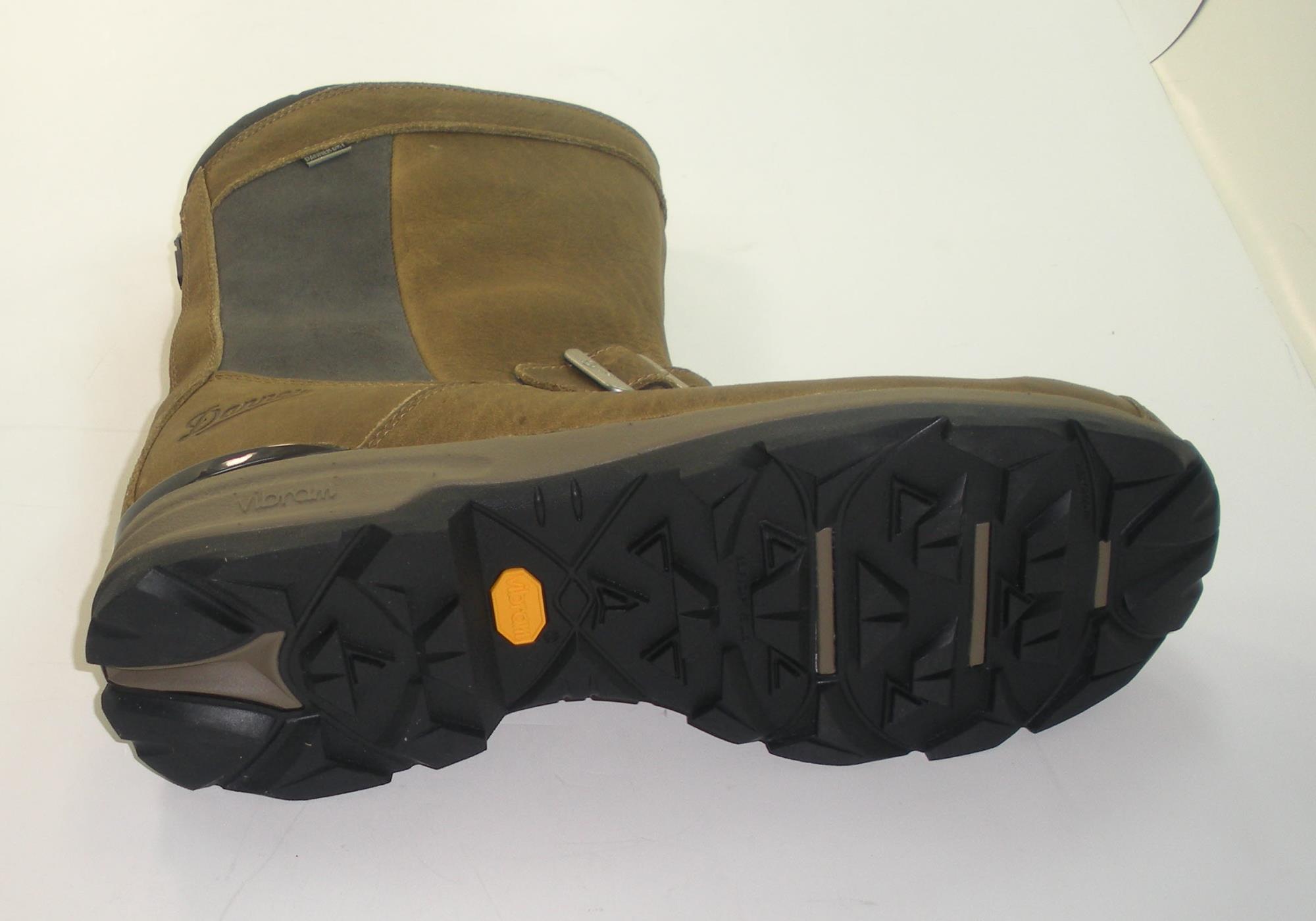 Danner 47631-9.5D Mens Size 9.5 D Width 10" Recurve Rear Zip Boot